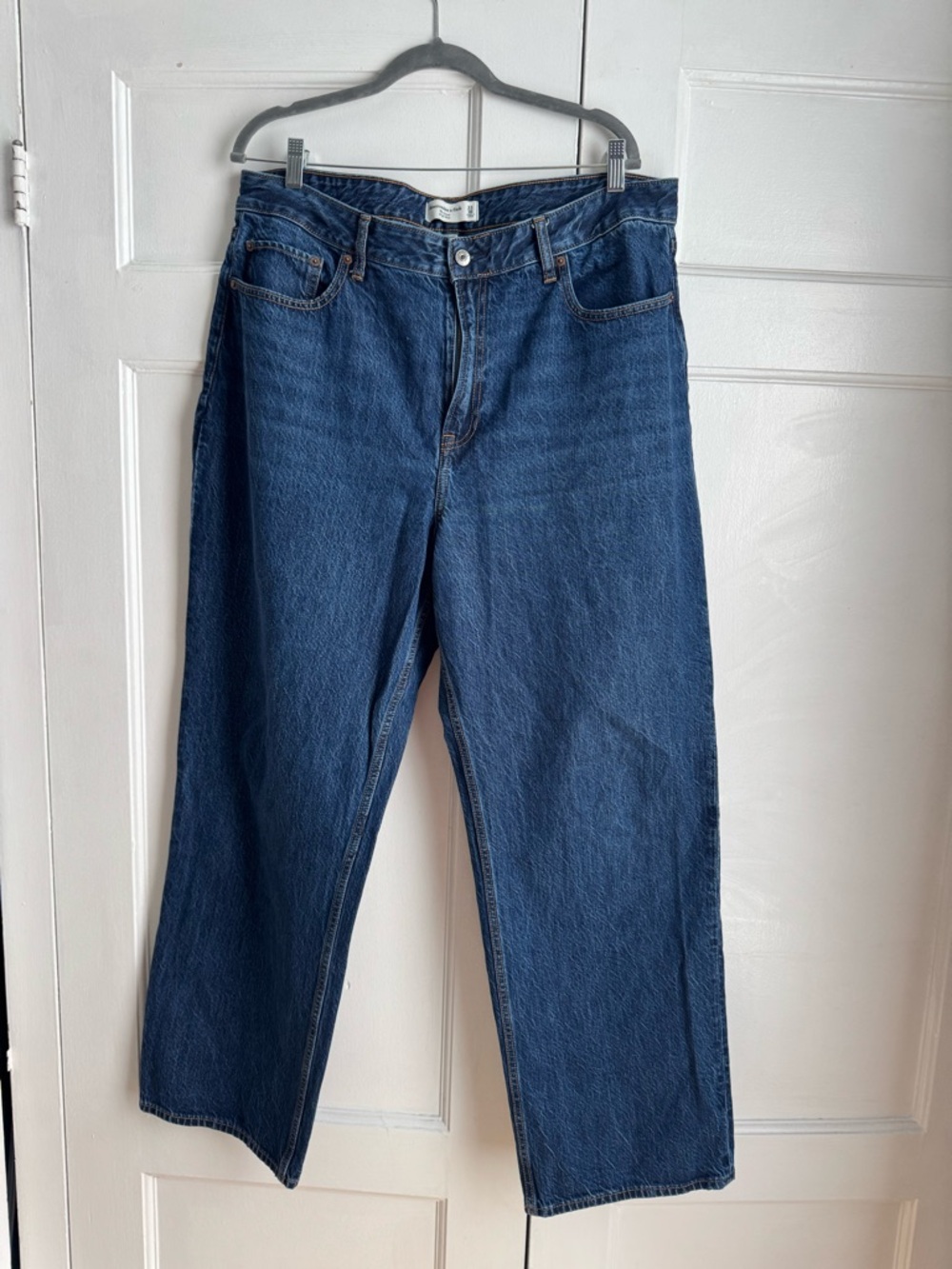 Abercrombie Curve Love High-Rise Loose Jeans